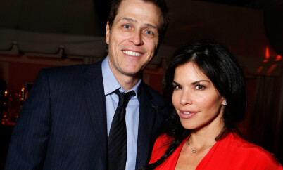 GIFTET SEG I 2005: Da Lauren Sanchez innledet et forhold til Jeff Bezos, var hun offisielt gift med Patrick Whitesell. Her er de to avbildet sammen i 2012. Foto: NTB Scanpix GIFTET SEG I 2005: Da Lauren Sanchez innledet et forhold til Jeff Bezos, var hun offisielt gift med Patrick Whitesell. Her er de to avbildet sammen i 2012. Foto: NTB Scanpix